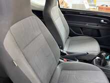 Volkswagen up! Move up! - U1372