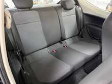 Volkswagen up! Move up! - U1372