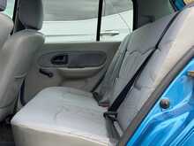 Renault Clio Authentique - U1382