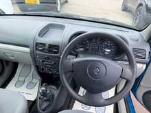 Renault Clio Authentique - U1382