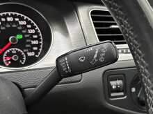 Volkswagen Golf TSI BlueMotion Tech SE - U1386