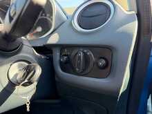 Ford Fiesta Zetec - U1387