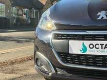 Peugeot 208 PureTech Tech Edition - U1388
