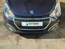 Peugeot 208 PureTech Tech Edition - U1388