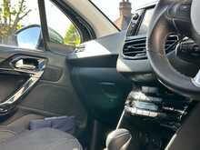 Peugeot 208 PureTech Tech Edition - U1388