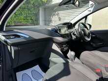 Peugeot 208 PureTech Tech Edition - U1388