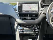 Peugeot 208 PureTech Tech Edition - U1388