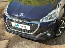 Peugeot 208 PureTech Tech Edition - U1388