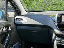 Peugeot 208 PureTech Tech Edition - U1388