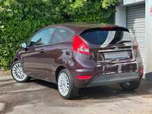 Ford Fiesta Titanium - U1393
