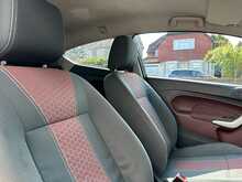Ford Fiesta Titanium - U1393