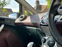 Ford Fiesta Titanium - U1393