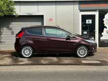 Ford Fiesta Titanium - U1393