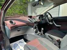 Ford Fiesta Titanium - U1393