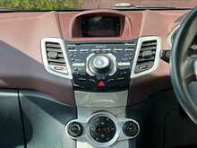 Ford Fiesta Titanium - U1393