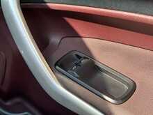 Ford Fiesta Titanium - U1393