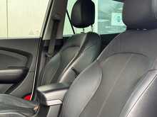 Hyundai ix35 CRDi Premium - U1403