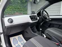 Volkswagen up! Street up! - U1412