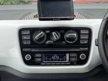 Volkswagen up! Street up! - U1412