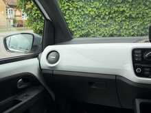 Volkswagen up! Street up! - U1412