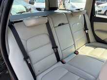 Volvo V70 D5 SE Lux - U1421