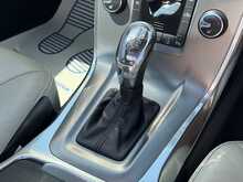 Volvo V70 D5 SE Lux - U1421