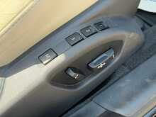 Volvo V70 D5 SE Lux - U1421