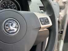 Vauxhall Astra i Club - U1424