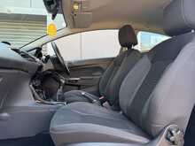 Ford Fiesta Zetec - U1427