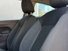 Ford Fiesta Zetec - U1427