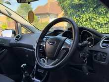 Ford Fiesta Zetec - U1427