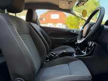 Ford Fiesta Zetec - U1427
