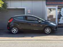 Ford Fiesta Zetec - U1427