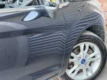 Ford Fiesta Zetec - U1427