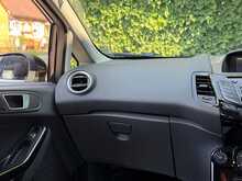 Ford Fiesta Zetec - U1427