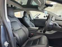 Tesla Model 3 Performance - U915