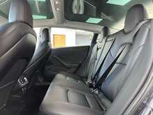 Tesla Model 3 Performance - U915