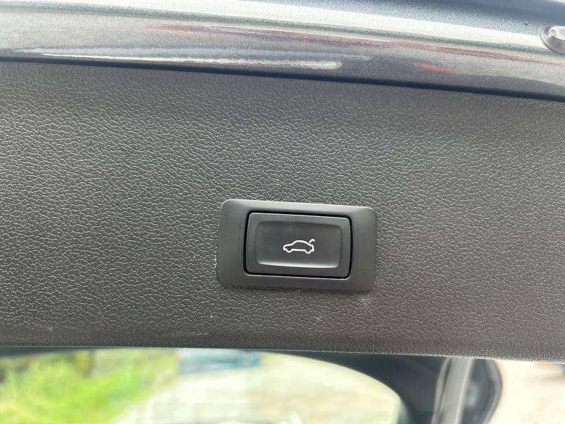 Audi A4 Avant TDI ultra S line - U1494