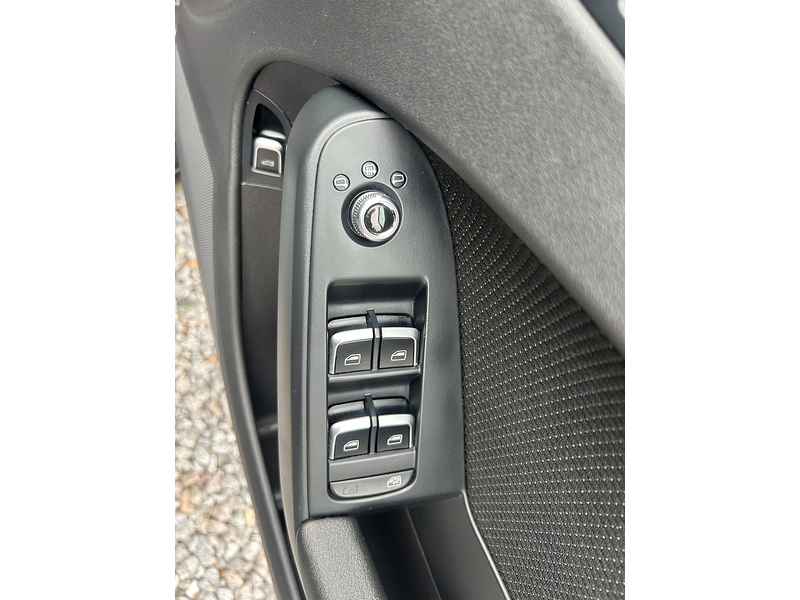 Audi A4 Avant TDI ultra S line - U1494