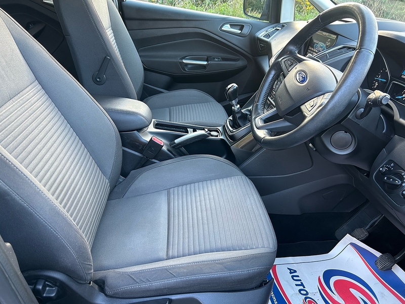 Ford C-Max TDCi Titanium - U1496