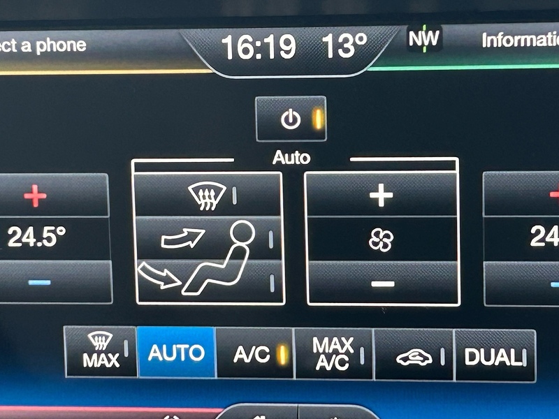 Ford C-Max TDCi Titanium - U1496