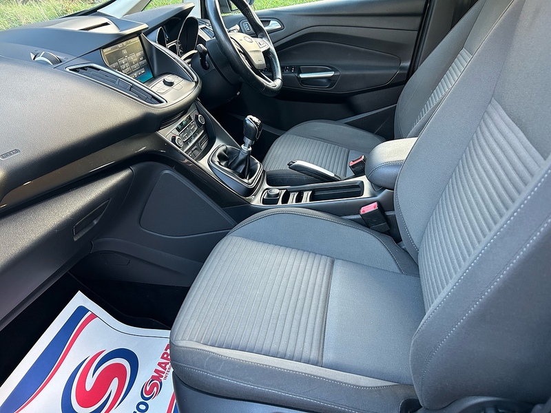 Ford C-Max TDCi Titanium - U1496