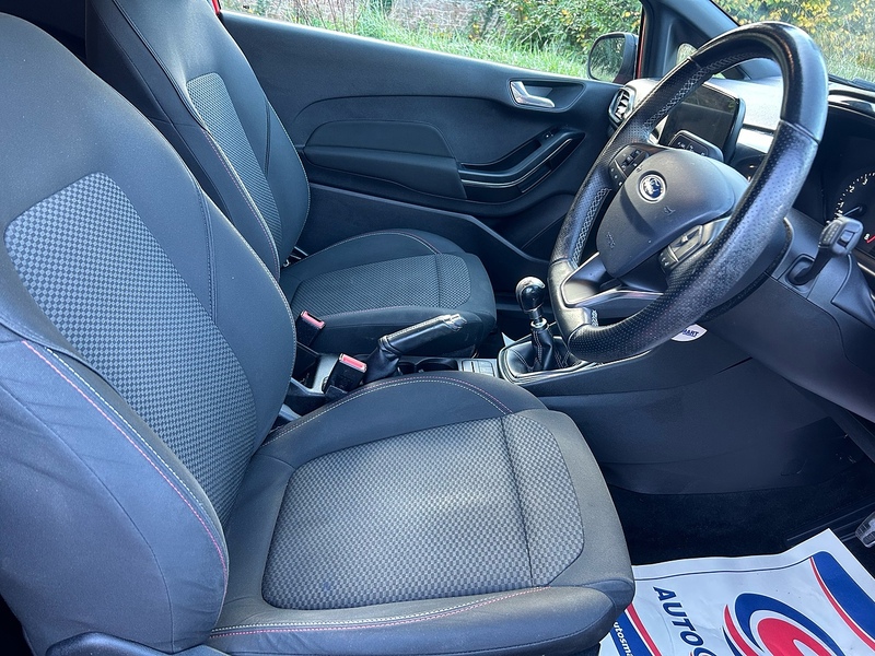 Ford Fiesta T EcoBoost ST-Line - U1509