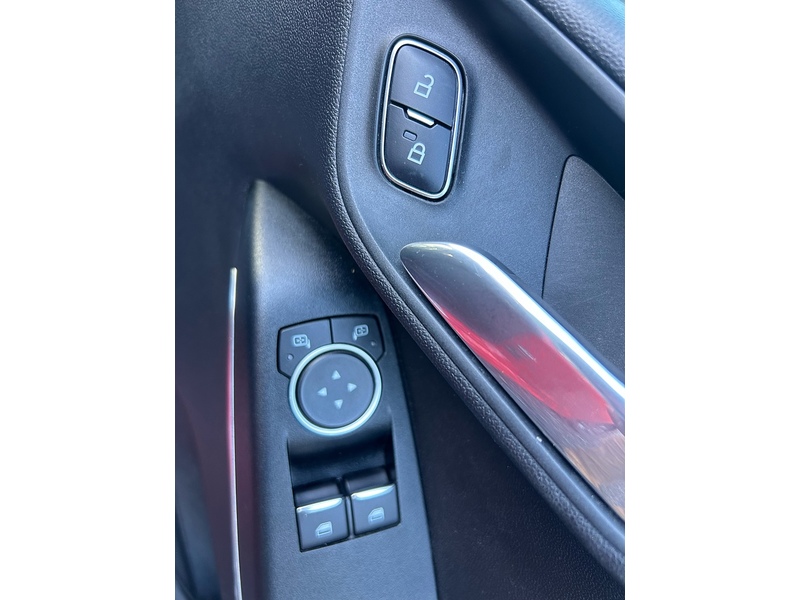 Ford Fiesta T EcoBoost ST-Line - U1509