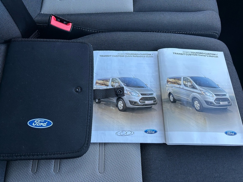 Ford Tourneo Custom 310 EcoBlue Titanium - U1517