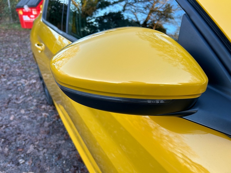 Peugeot 208 PureTech Allure - U1518