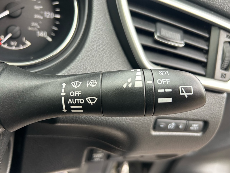 Nissan X-Trail dCi N-Vision - U1520