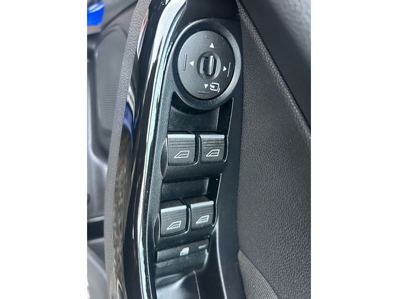 Ford Fiesta T EcoBoost Titanium X - U1526