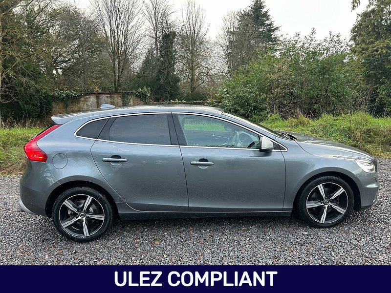 Volvo V40 T3 R-Design - U1536