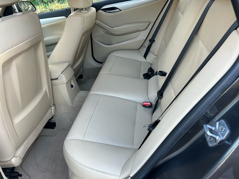 BMW X1 20d SE - U1537